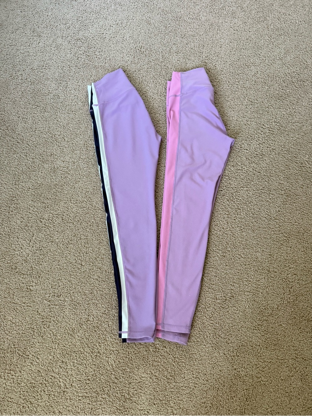 Women’s Lavender & Pink Colorblock Athletic Leggings
